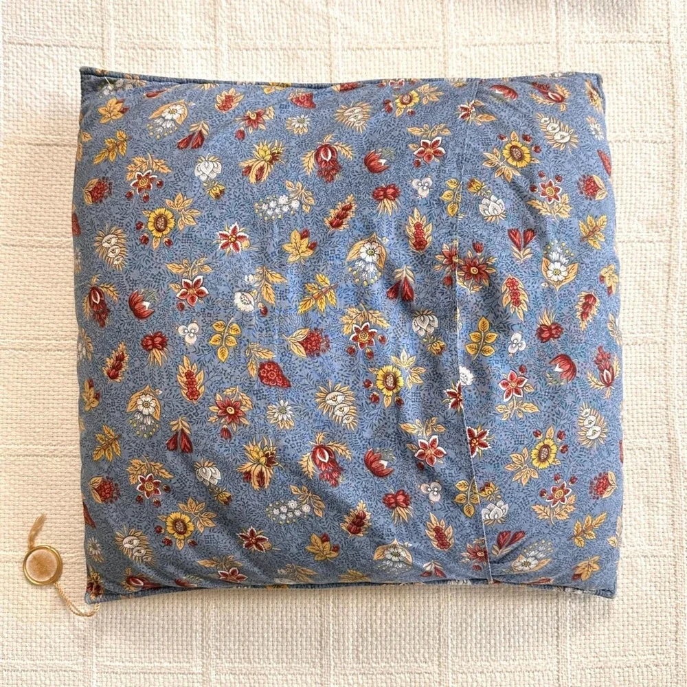 VTG Valdrome France Quilted Floral Throw Pillows Set Yellow‎ Blue Cottagecore